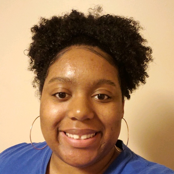 Meet your Posher, Aleeya - Picture 1 of 1